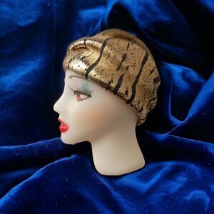 Lady Head Brooch Harlequin Cloche Wrap Hat Art Deco Flapper Acrylic Vintage 90s.